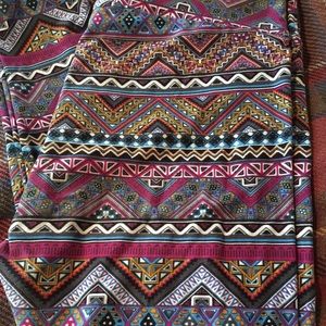 TC size LuLaroe leggings